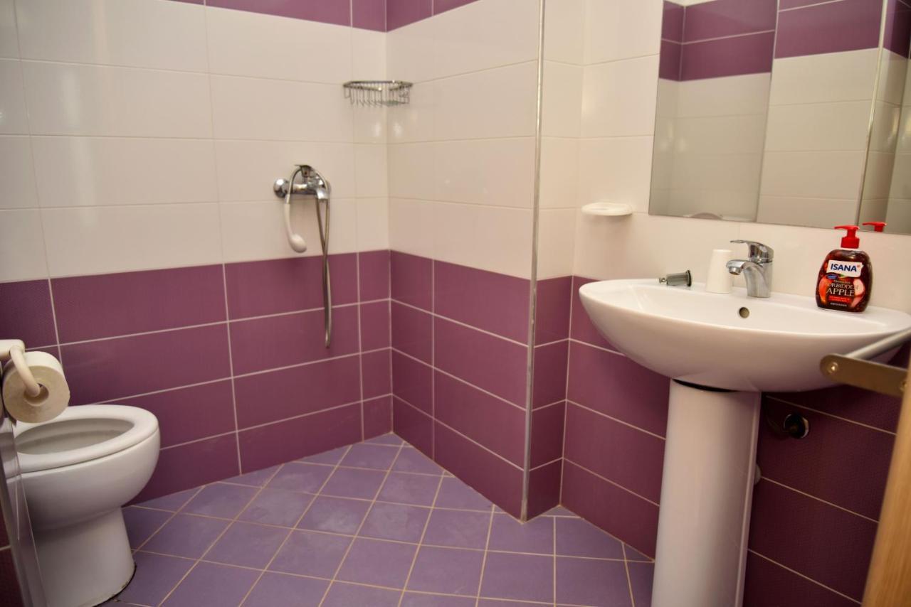 Arianiti Guesthouse Vlora Kültér fotó